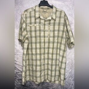 Eddie Bauer short‎ sleeve shirt XL tall cream green plaid button up men’s